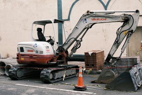 Choosing the Right Ton Digger for Your Construction Needs: A Comprehensive Guide to Used Excavators