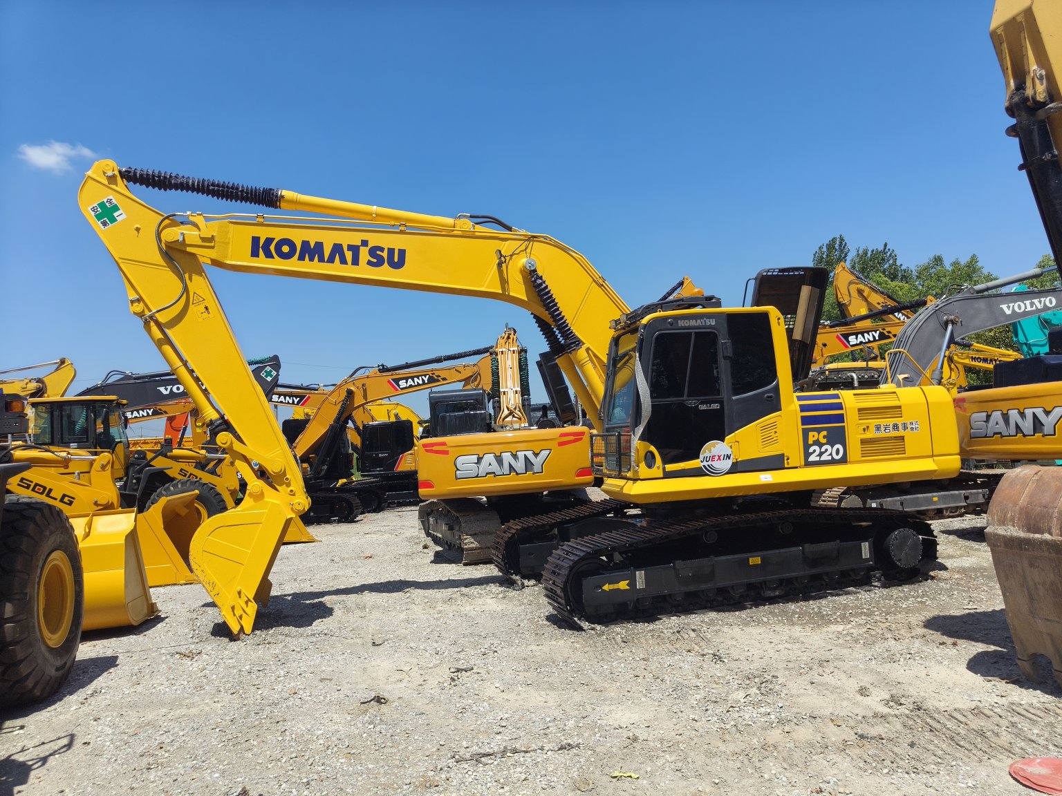 Ultimate Guide to Komatsu Excavators: Prices, Models, and Special
